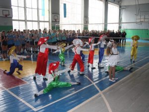 У Полтаві з урочистостями відкрили волейбольний турнір "Наталка Полтавка"