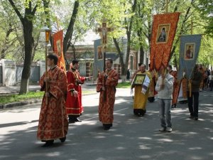 Фото: У Полтаві Небесну сотню вшанували панахидою