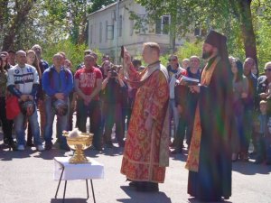 Фото: Полтавці на залізних конях відкрили мотосезон-2014