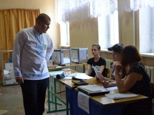 Фото: Полтавським дільницям спостерігачі ОБСЄ ставлять найвищі оцінки