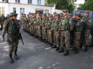 З Полтави в зону АТО відправили ще близько 200 вояків (фото)