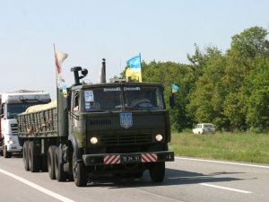 Фото: Полтавські рятувальники повезли 25 тонн продовольчої допомоги мешканцям Луганщини