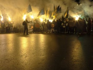 Перед матчем «Ворскла» - «Шахтар» пройшов Марш єдності (відео)