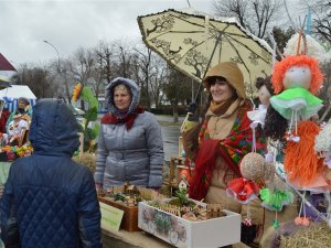 У Кременчуці на Масляну влаштували етнофестиваль (ФОТО, ВІДЕО)