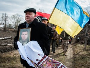 У Михнівцях на Полтавщині поховали Героя АТО (ФОТО)