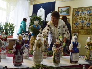 Решетилівську весну перенесли, але майстри влаштували міні-ярмарок (ФОТО)