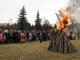 Фото: Від малого до старого: полтавці прийшли відсвяткувати Масляну і провести зиму. Фоторепортаж