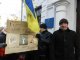 Фото: Полтавою пройшла величезна колона мітингувальників: поставили вимоги директору "Лтави" (фоторепортаж)